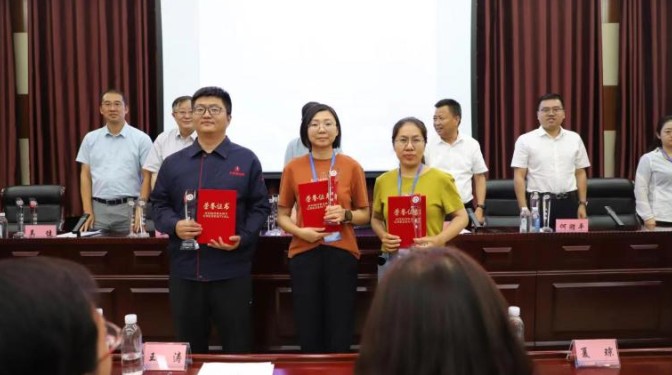 甘肅建科院在“土工試驗(yàn)員”省級二類決賽中獲獎(jiǎng)三項(xiàng)