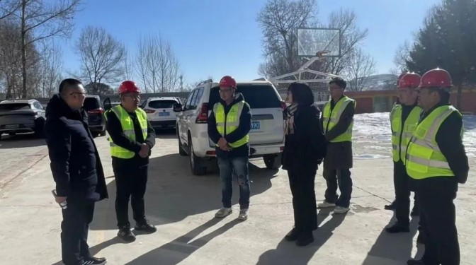 甘肅建科院紀(jì)委書記、工會主席趙欣赴積石山災(zāi)后維修項目部慰問一線員工